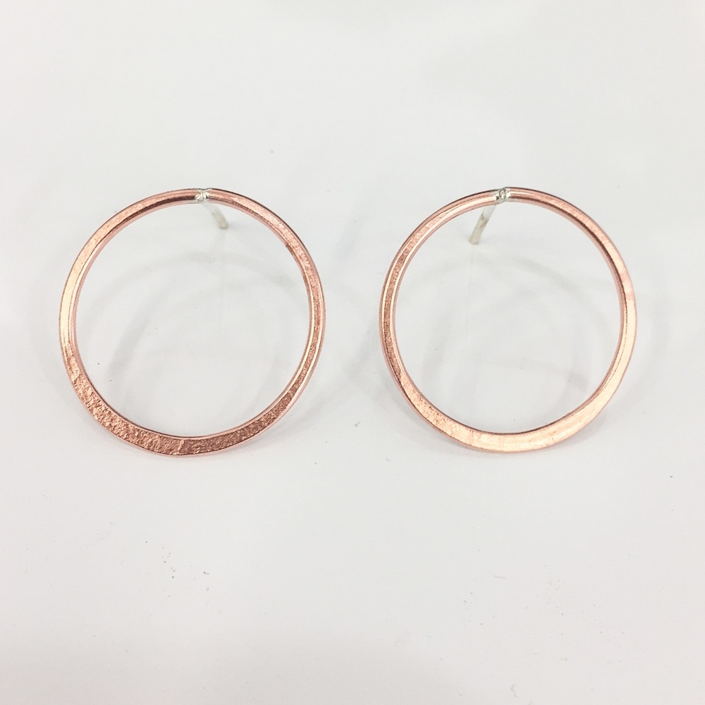 Geometric stud earrings, small circle earrings